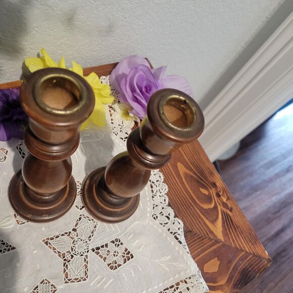 Vtg pair of hand turned candlestick holders 7" tall - Picture 5 of 10